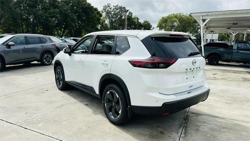 2025 Nissan Rogue SV