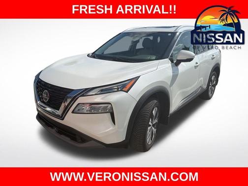 White 2021 Nissan Rogue SV
