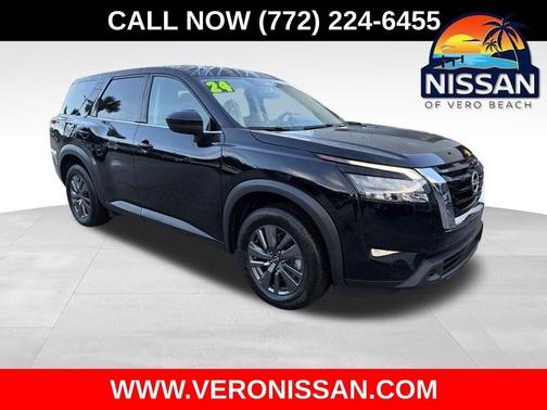 2024 Nissan Pathfinder S