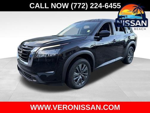 2024 Nissan Pathfinder S