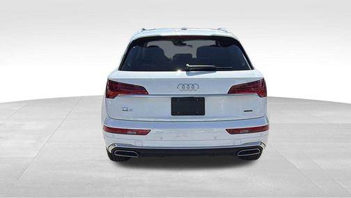 2024 Audi Q5 45 S line quattro Premium