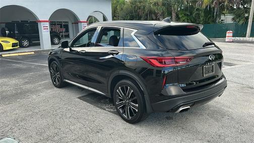 2022 INFINITI QX50 Luxe