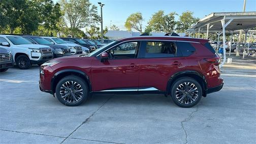 2025 Nissan Rogue Platinum