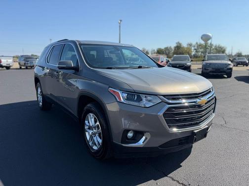 2018 Chevrolet Traverse LT Cloth