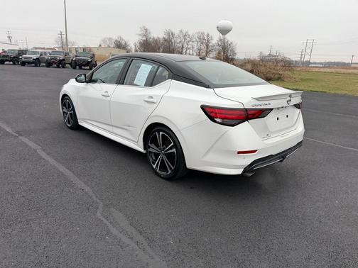 2021 Nissan Sentra SR