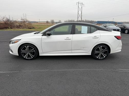 2021 Nissan Sentra SR