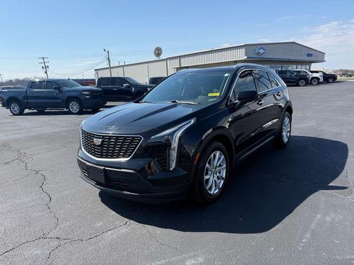 Stellar Black Metallic 2019 Cadillac XT4 Luxury