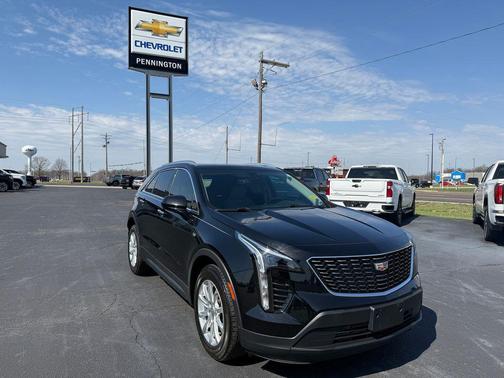 Stellar Black Metallic 2019 Cadillac XT4 Luxury