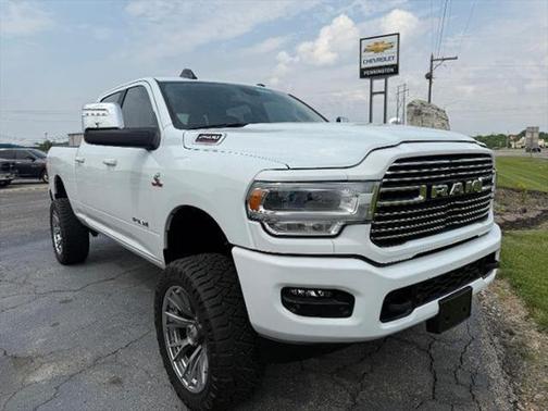 2024 RAM 2500 Laramie Crew Cab 4x4 6'4' Box
