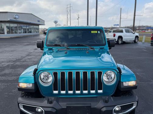 2020 Jeep Wrangler Unlimited Sahara