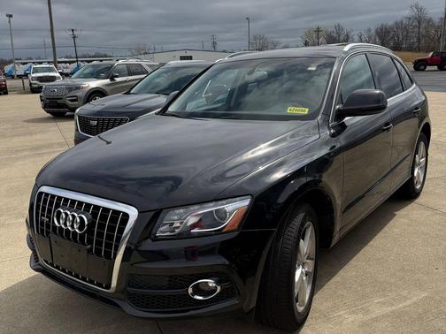 Brilliant Black 2012 Audi Q5 3.2 Prestige