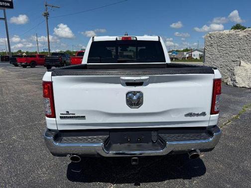 Bright White 2021 RAM 1500 Big Horn/Lone Star