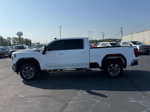 Summit White 2026 GMC Sierra 2500 SLE