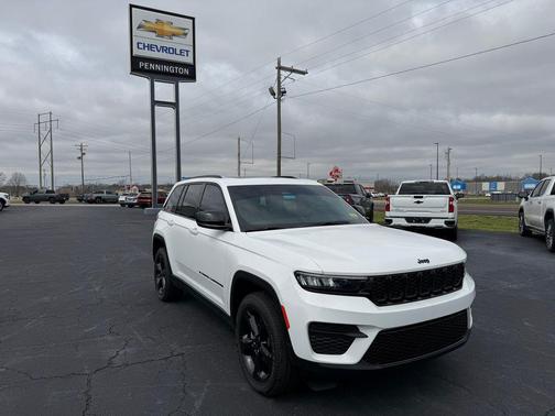 2024 Jeep Grand Cherokee Altitude