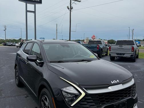 Fusion Black 2023 Kia Sportage LX