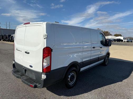 2017 Ford Transit-150 Base
