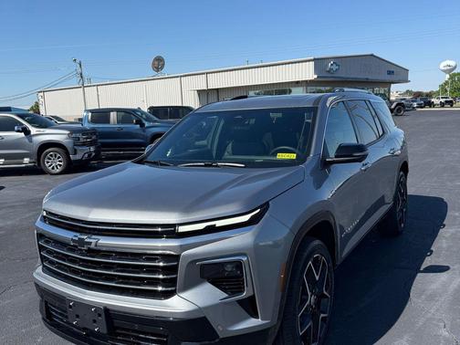 Sterling Gray Metallic 2026 Chevrolet Traverse High Country
