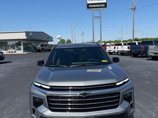 Sterling Gray Metallic 2026 Chevrolet Traverse High Country