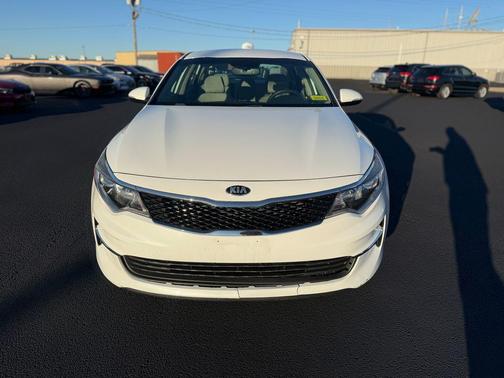 2017 Kia Optima LX