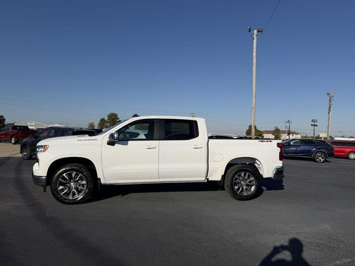 Summit White 2026 Chevrolet Silverado 1500 LT