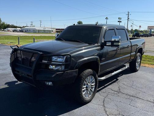 Dark Gray Metallic 2004 Chevrolet Silverado 2500 LT H/D Crew Cab