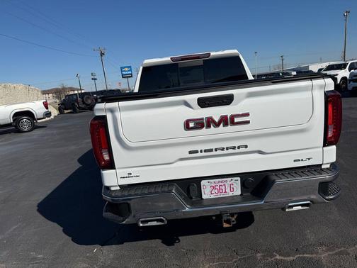 2021 GMC Sierra 1500 SLT