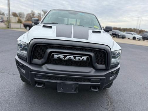 2019 RAM 1500 SLT