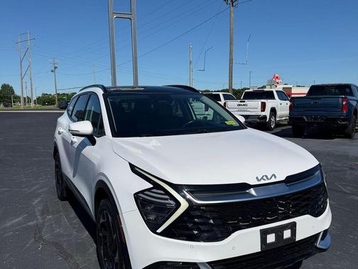 Glacial White Pearl 2023 Kia Sportage SX-Prestige