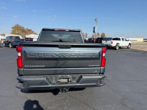 2020 Chevrolet Silverado 1500 Custom