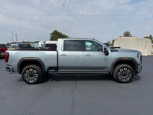 2024 GMC Sierra 2500 Denali Ultimate