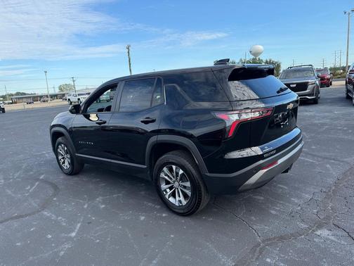 Mosaic Black Metallic 2026 Chevrolet Equinox 1LT