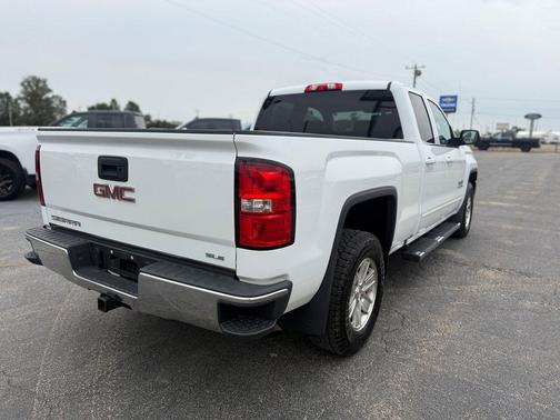 Summit White 2017 GMC Sierra 1500 SLE