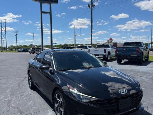 Phantom Black 2023 Hyundai ELANTRA SEL