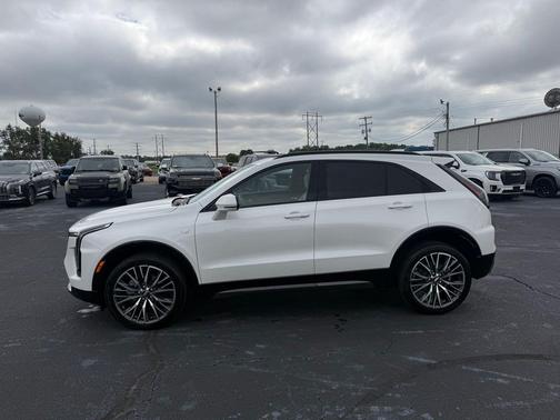 Crystal White Tricoat 2024 Cadillac XT4 Sport