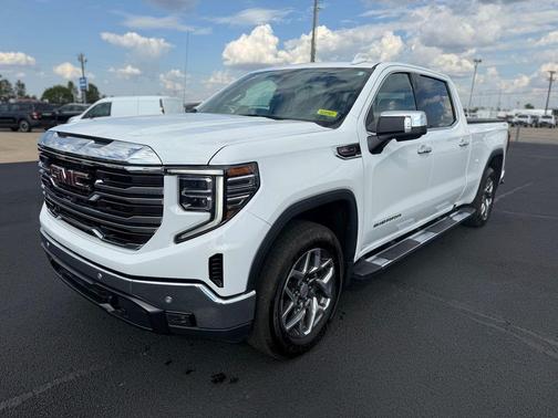 2022 GMC Sierra 1500 SLT