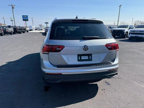 2022 Volkswagen Tiguan 2.0T SE 4MOTION
