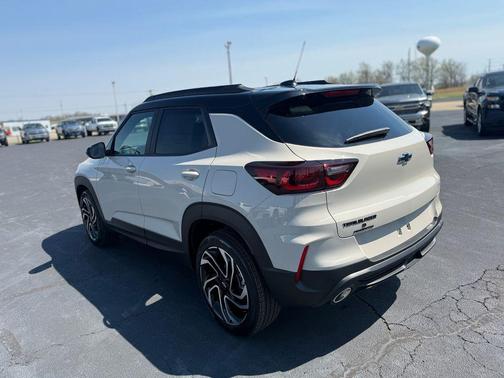 White Sands 2026 Chevrolet Trailblazer RS