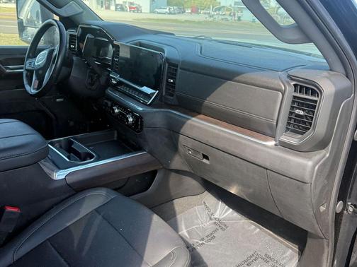 Onyx Black 2024 GMC Sierra 2500 SLT