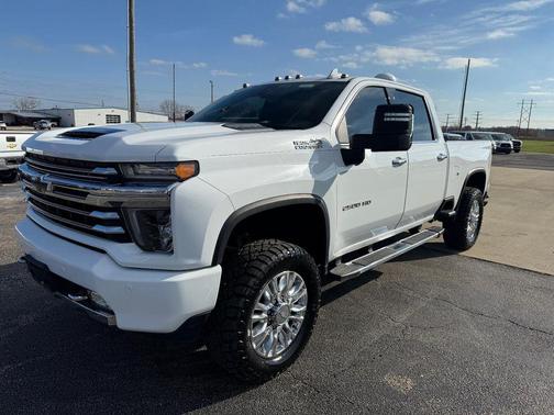 Summit White 2020 Chevrolet Silverado 2500 High Country