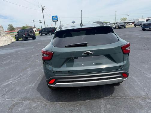 Cypress Gray 2026 Chevrolet Trax LT
