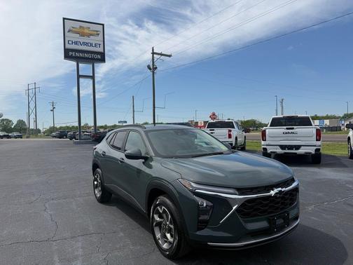 Cypress Gray 2026 Chevrolet Trax LT