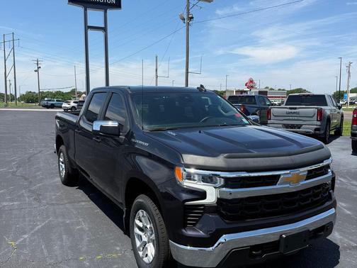 Dark Ash Metallic 2023 Chevrolet Silverado 1500 LT