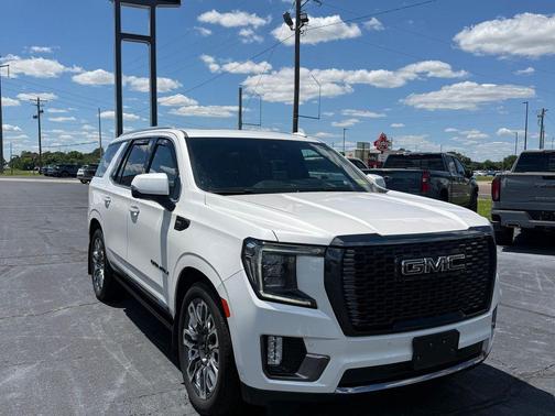 White Frost Tricoat 2023 GMC Yukon Denali Ultimate