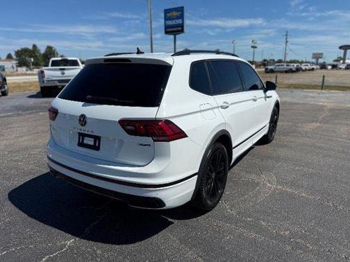 2022 Volkswagen Tiguan 2.0T SE R-Line Black 4MOTION