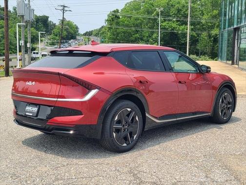 2025 Kia EV6 Wind