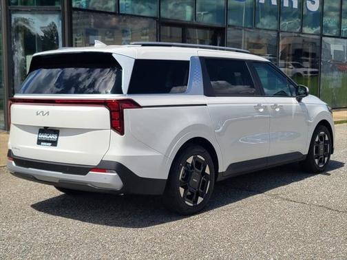 2025 Kia Carnival EX