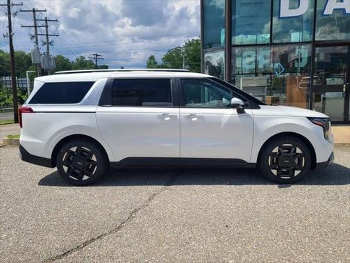 2025 Kia Carnival EX