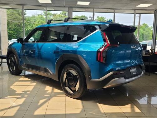 2026 Kia EV9 Land