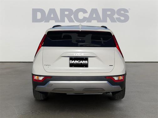 2024 Kia Niro LX