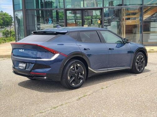 2025 Kia EV6 Wind